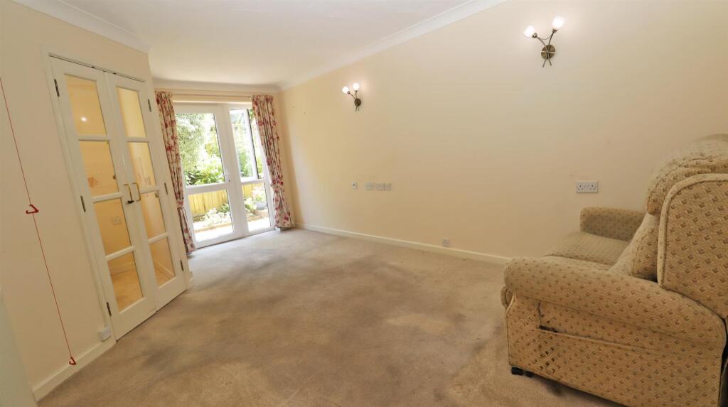 Main image of property: DELLERS COURT - GROUND FLOOR RETIREMENT APARTMENT