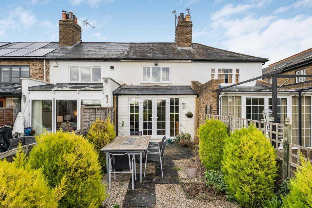 Main image of property: Emlyn Buildings, Brocas Street, Eton, Windsor, Berkshire SL4