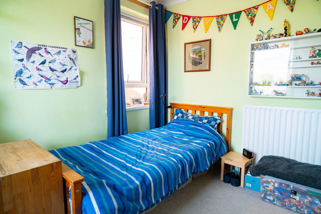 House in Gosport, Lee-on-the-Solent - View 6