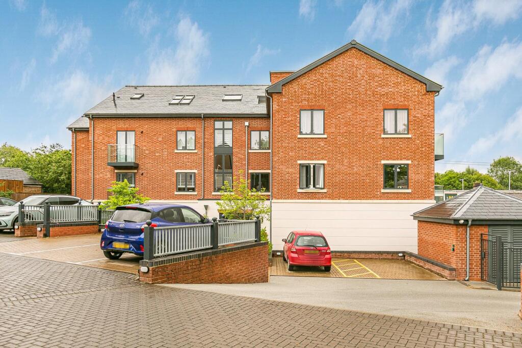 Main image of property: Park Lane Court, Knebworth