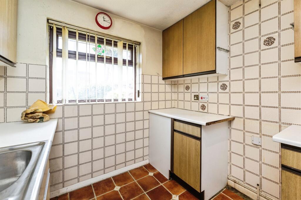 Alden Close, Morley, Leeds photo 4