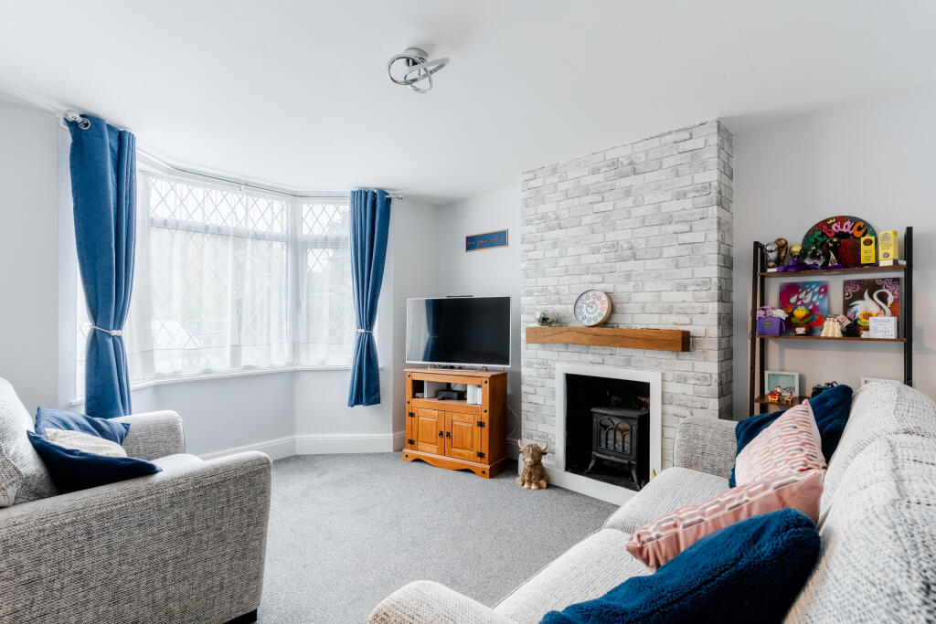 Apartment in Bristol - View 3
