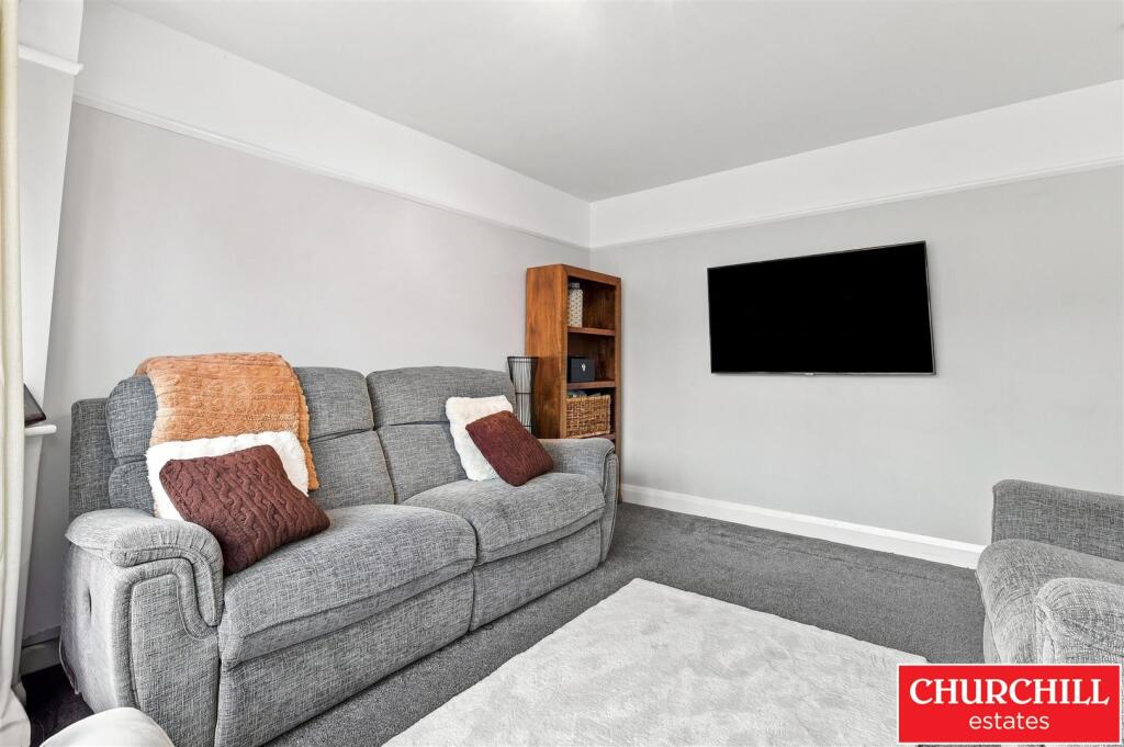 House in London - View 5