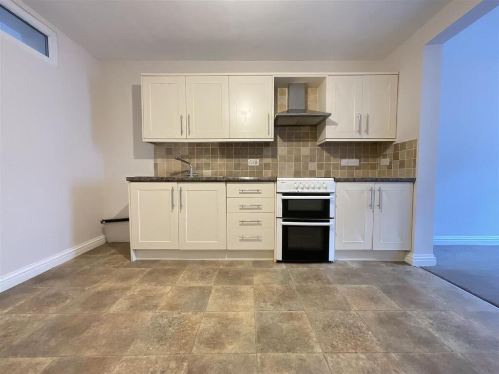 Apartment in York - More