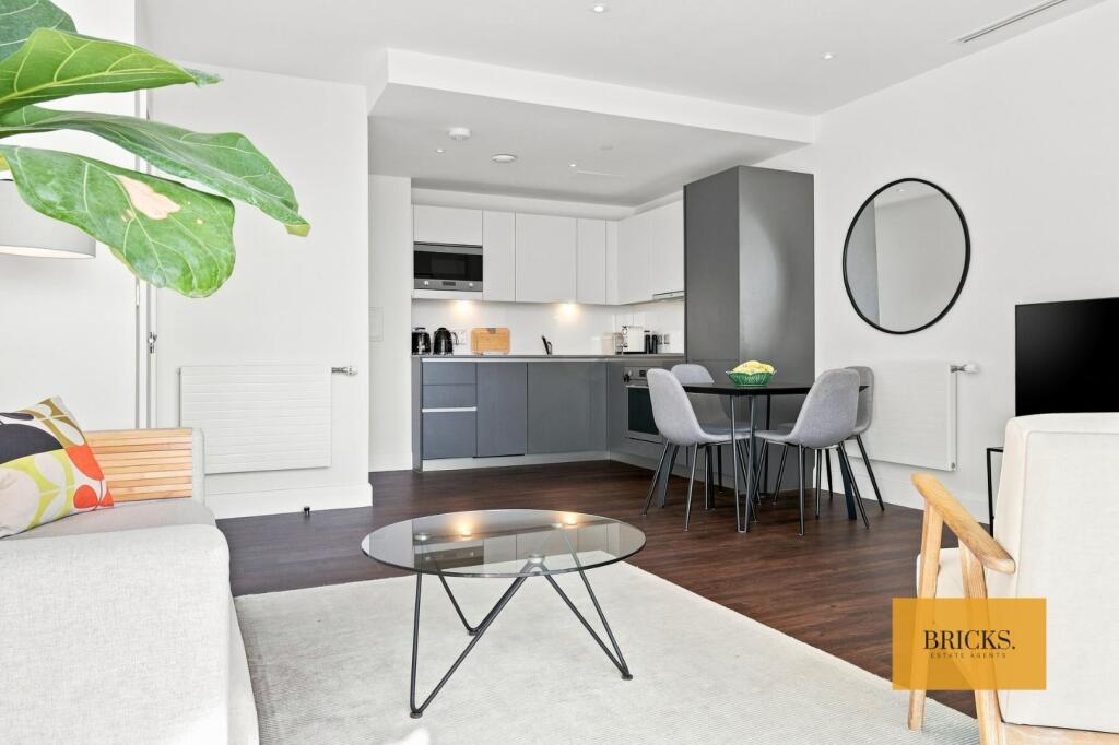 Apartment in London - More