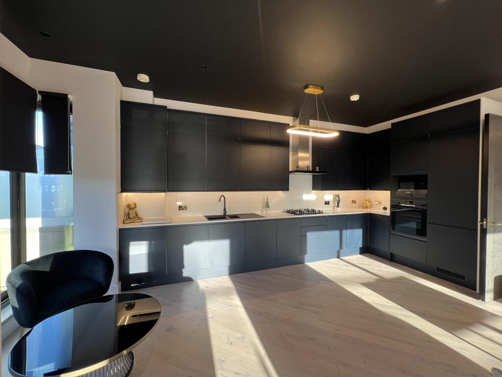 Apartment in London - View 2