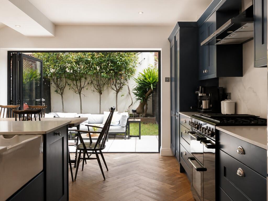 Main image of property: Howard Road, Cricklewood, London, NW2