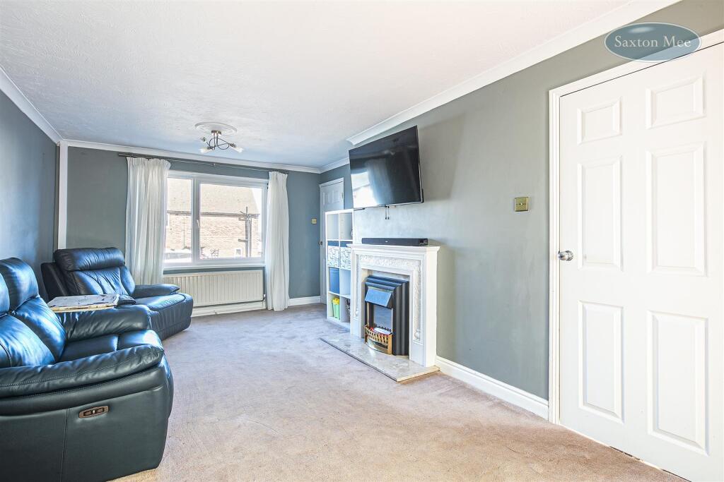 House in Sheffield, Royd, Stocksbridge - View 3