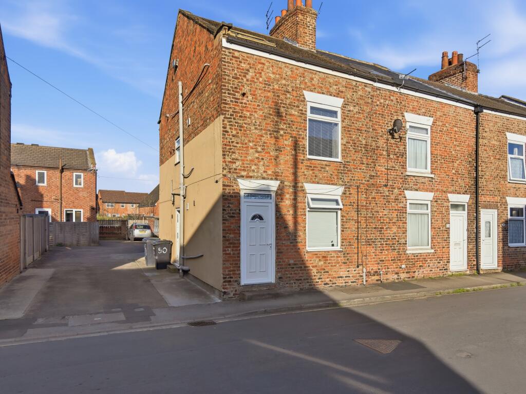 Main image of property: Millgate, Selby, YO8