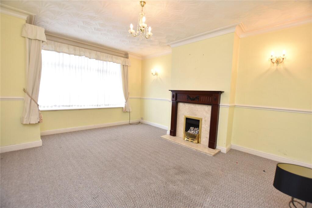 House in Leeds, West Yorkshire - View 2