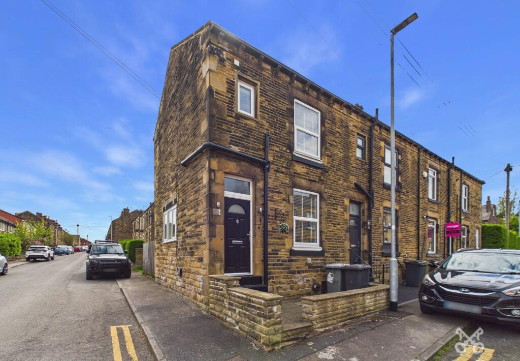Main image of property: Low Street, Tingley, Wakefield, West Yorkshire, WF3