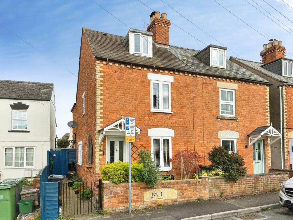 Main image of property: Aldergate Street, Stonehouse