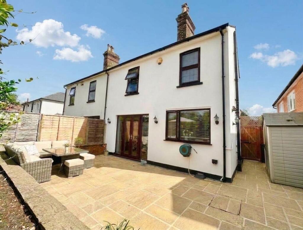 House in Watford