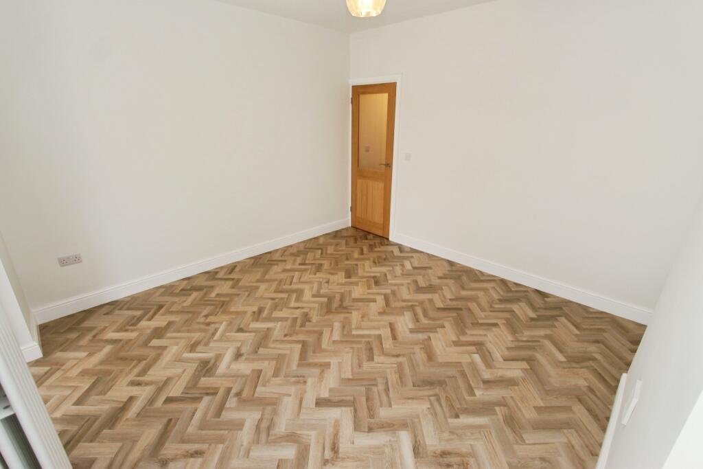 House in Nottingham - View 5