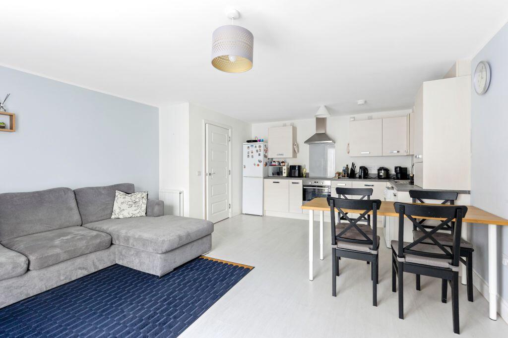 Apartment in Edinburgh - View 3