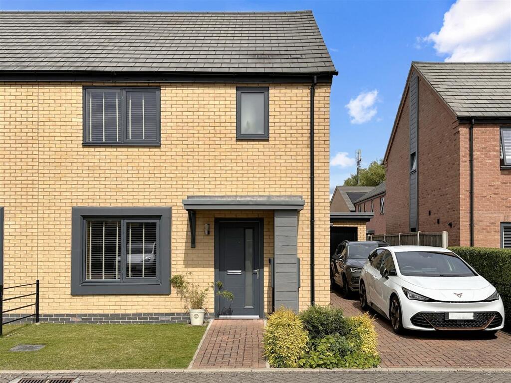 Main image of property: Woodland Walk, Collingham, Newark