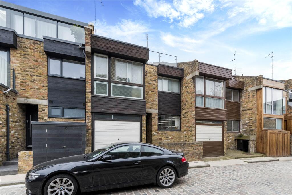 3 bedroom mews property for rent