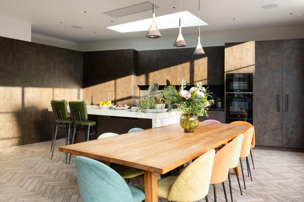 House in London - View 5