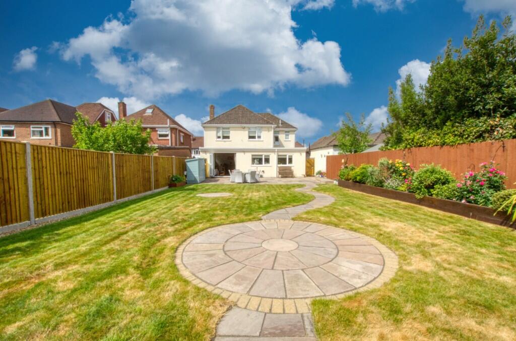 House in Southampton - View 5