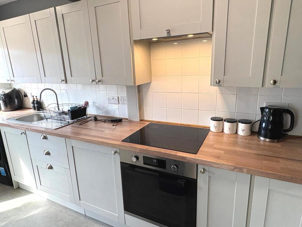 House in Southampton - View 5