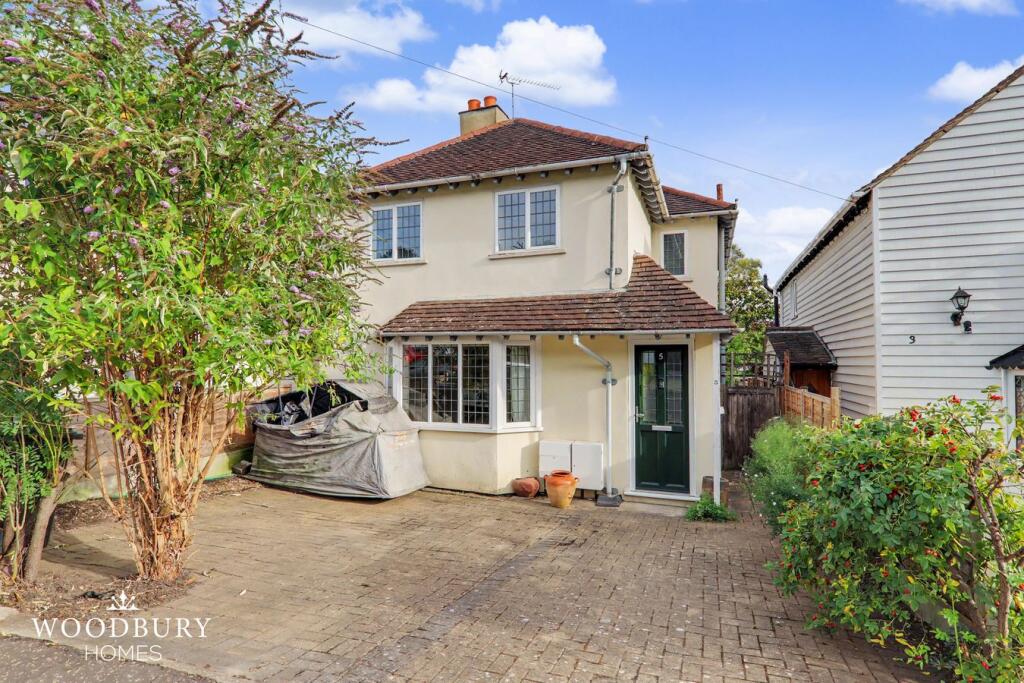 Main image of property: Woodland Road, Loughton, IG10