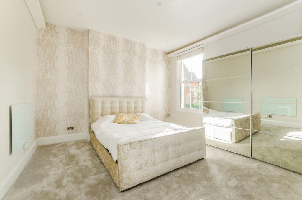 Apartment in London - View 4