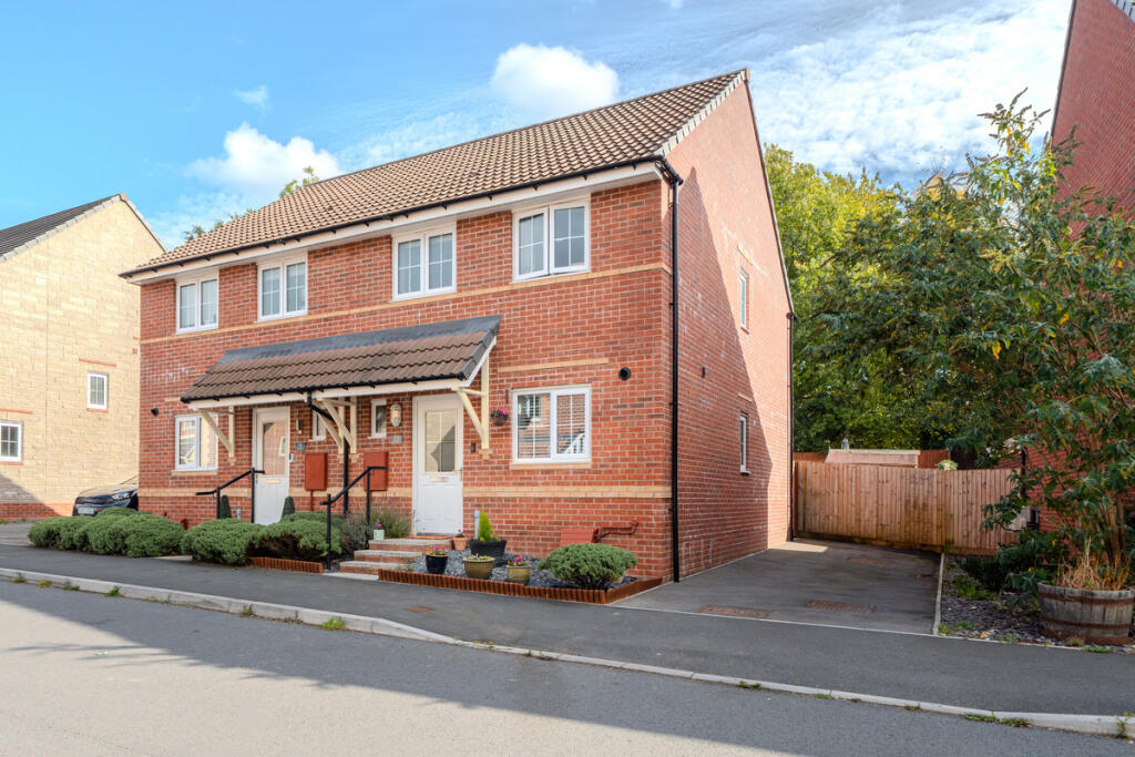 3-bed semi-detached on Crane Pool Avenue, Chepstow, NP16 7, £325,000
