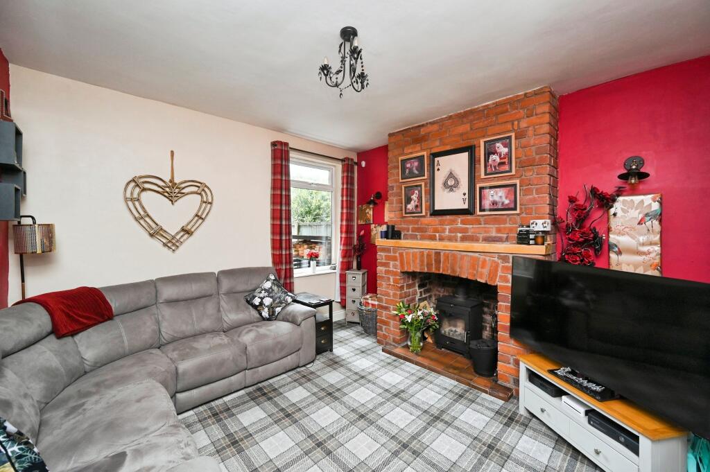 Hodgkinson Road, Kirkby-In-Ashfield, NG17 - View 6