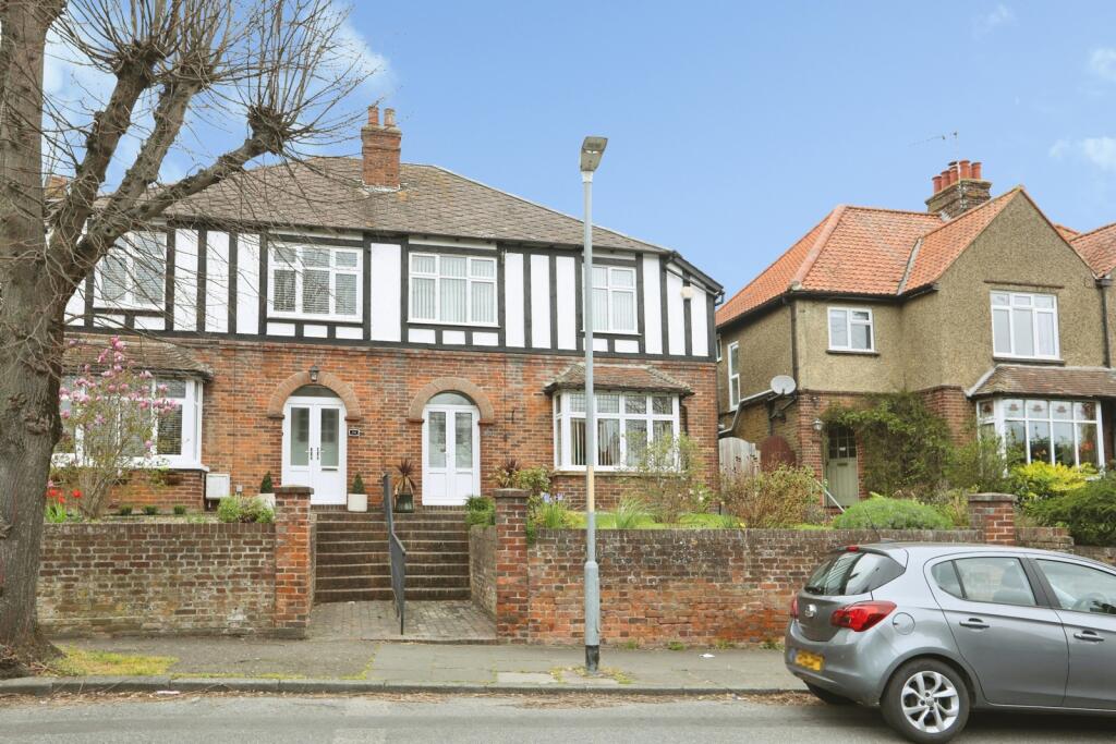 Main image of property: Borden Lane, Sittingbourne, Kent, ME10