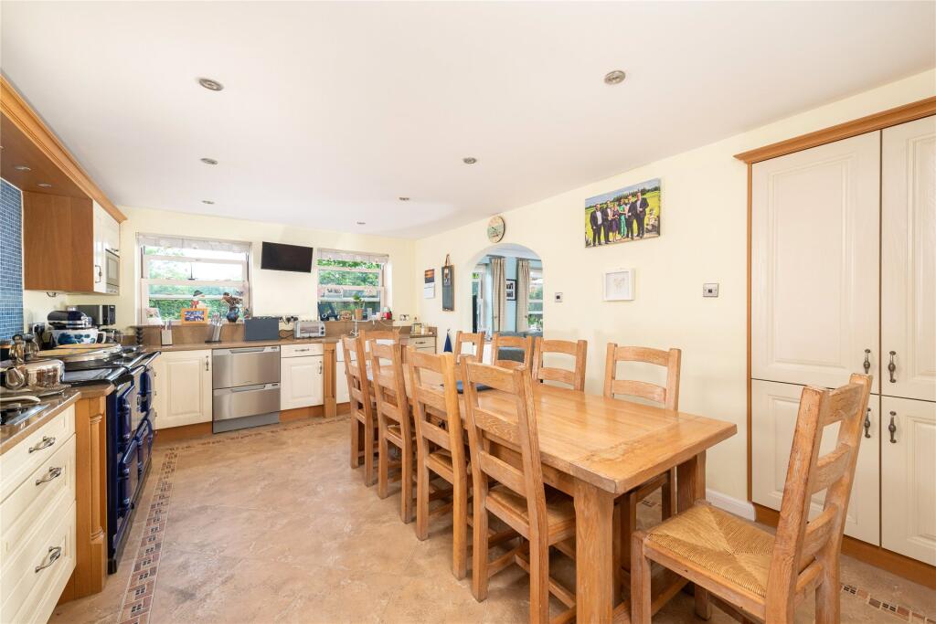 Carnoustie Drive, Great Denham, Bedfordshire, MK40 - View 6