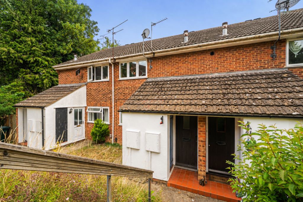 Main image of property: Chain Free Maisonette With Long Lease & No Charges