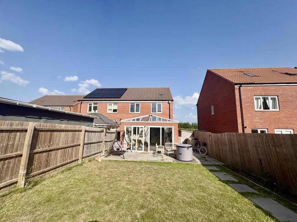 House in Peterborough, City of Peterborough - View 2
