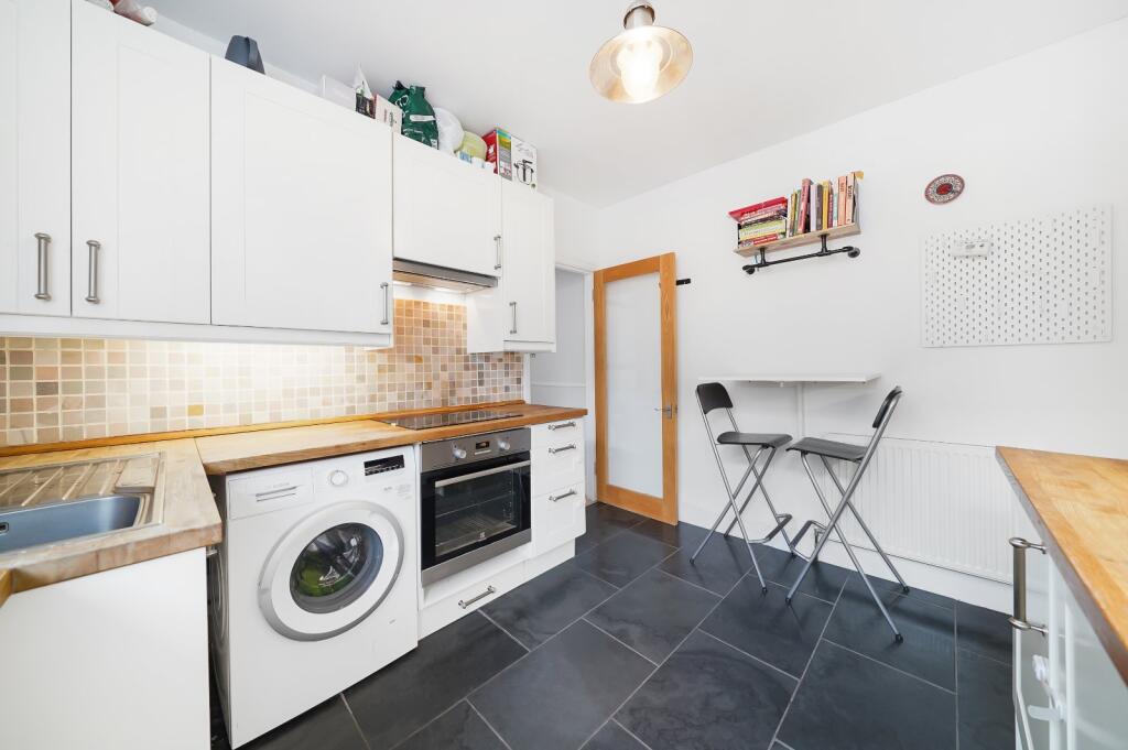 Apartment in London - View 5