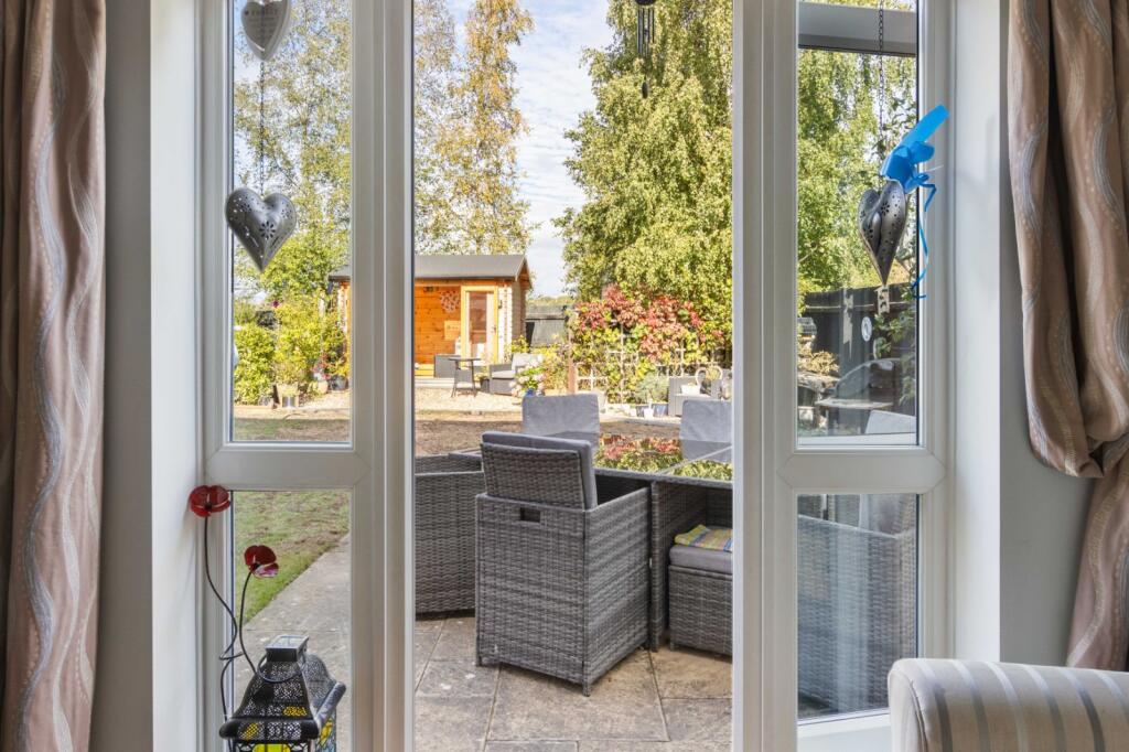 House in Lincoln - View 4