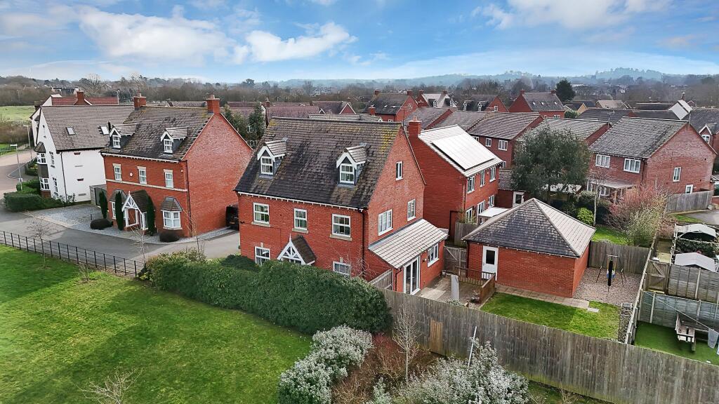 Main image of property: Wykes Close, Quorn, LE12