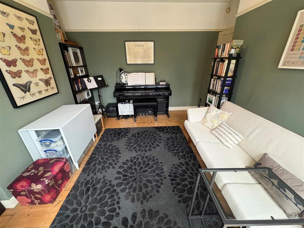 Additional image 10 of Fieldway, Clayton