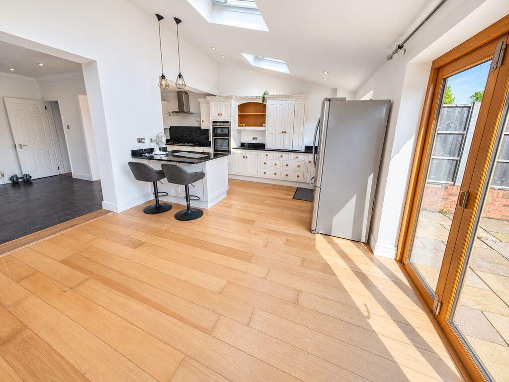 House in Waterlooville, Widley - More