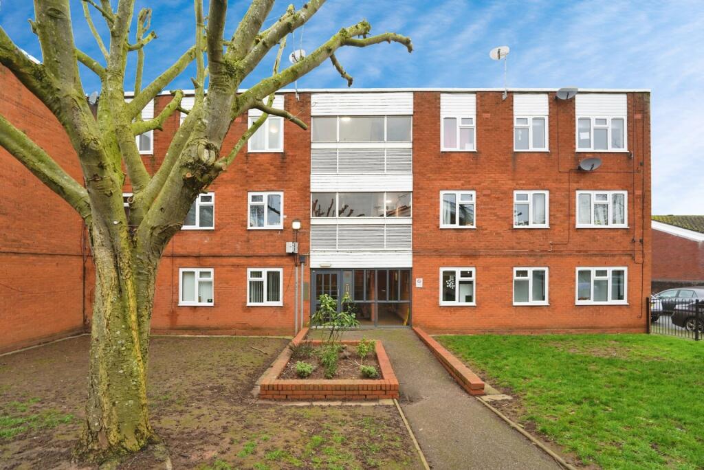 Main image of property: Wheelwright Close, Worcester, Worcestershire, WR4