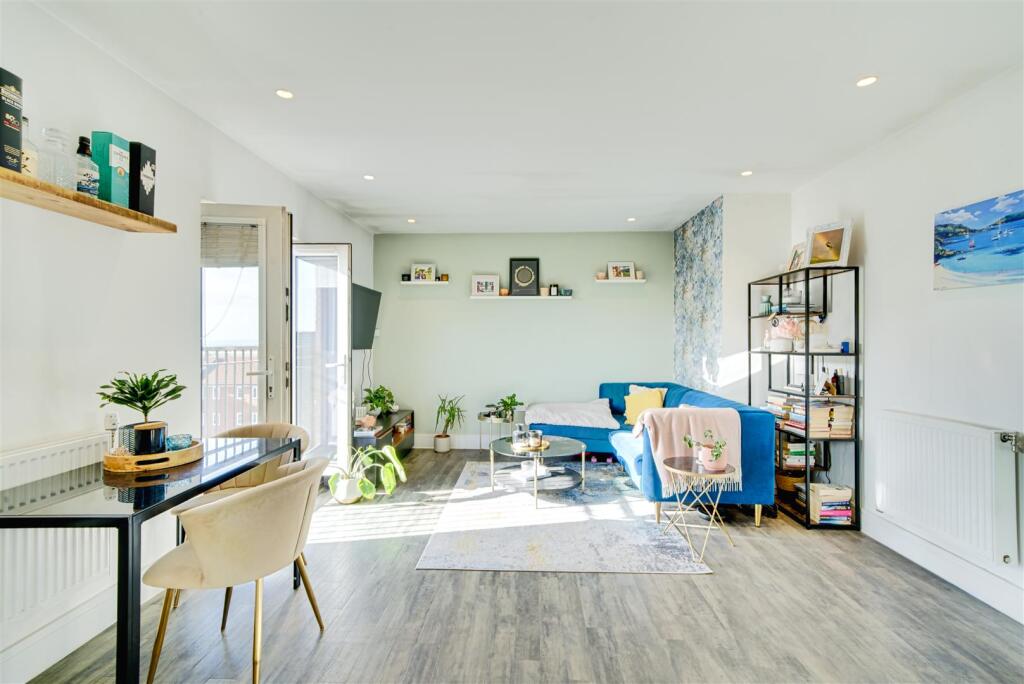 Apartment in London - View 4