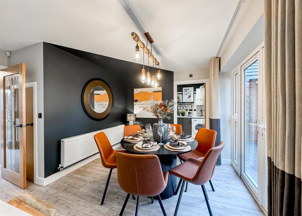 House in Leicester - More