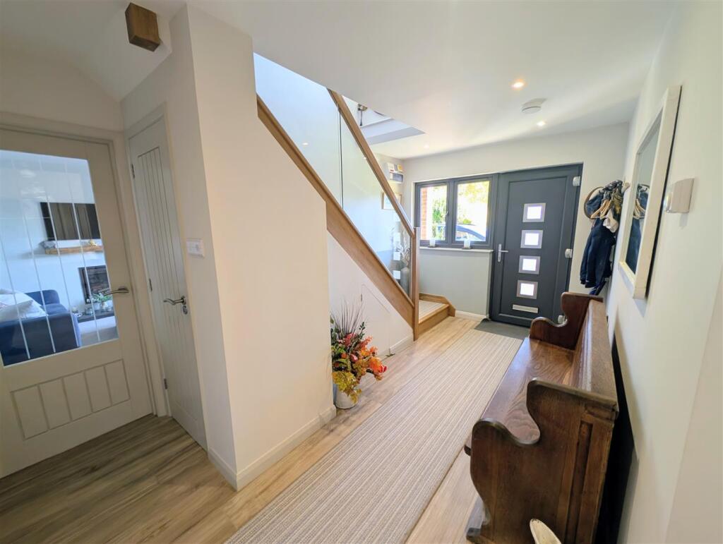 House in Portsmouth - View 5