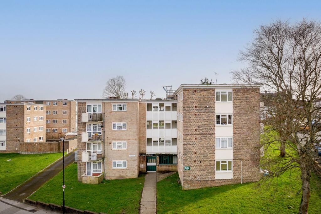 Main image of property: Warren Avenue, South Croydon, CR2
