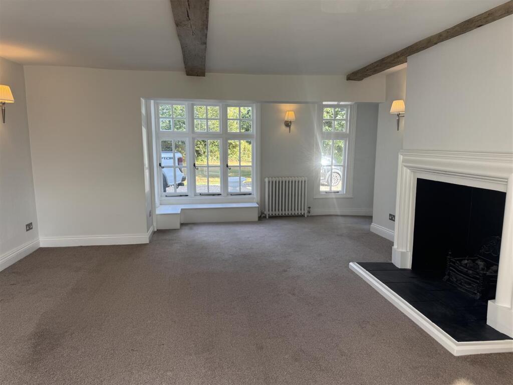 House in Rochford, Hockley - View 4