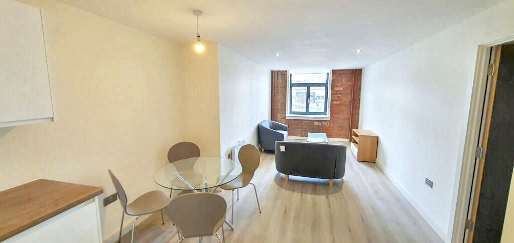 Cape Street, Bradford, West Yorkshire, BD1 4QG photo 4