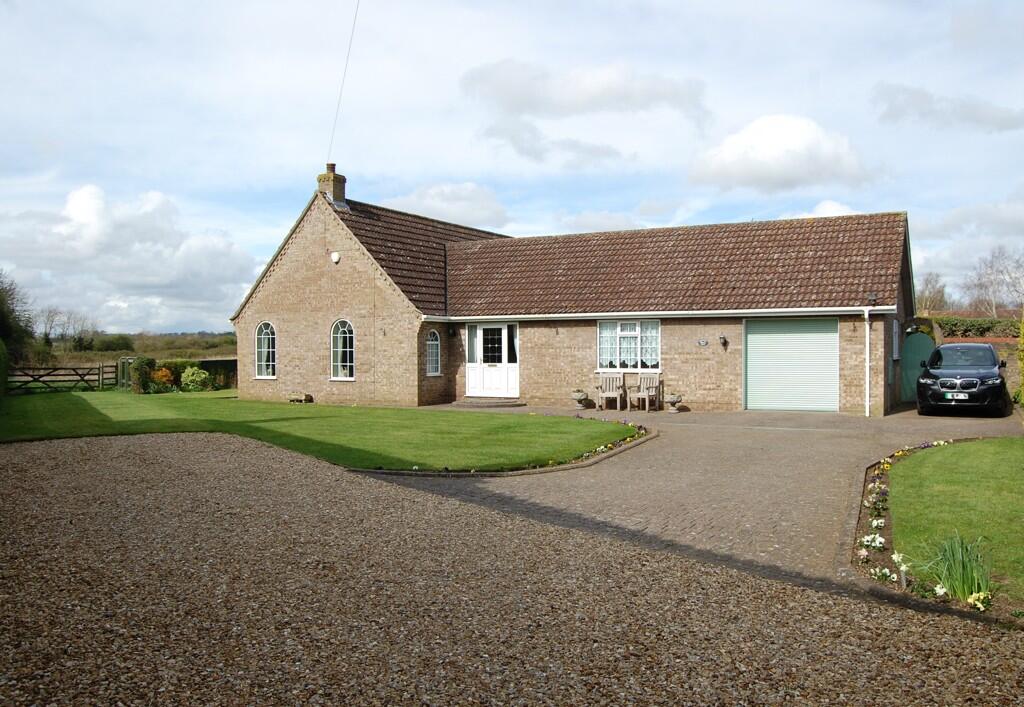 Main image of property: The Hawthorns, The Paddocks, Potterhanworth, Lincoln, Lincolnshire, LN4 2FD