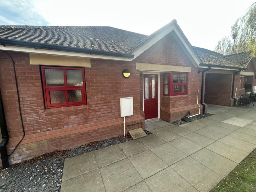 Main image of property: Meadow View Close, Alcester, Warwickshire, B49