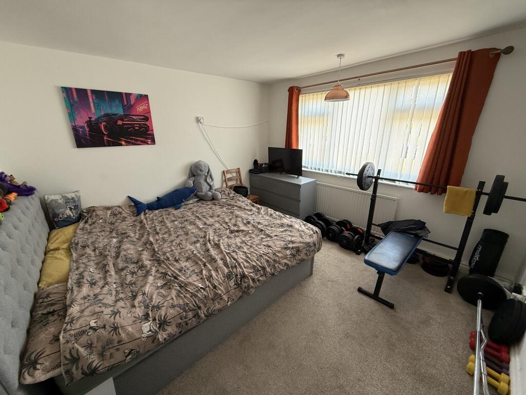 Apartment in Doncaster, Norton - View 5
