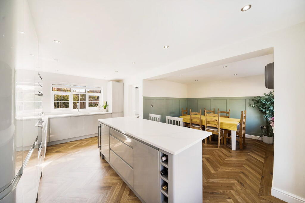 Main image of property: Carre Gardens, Weston-super-Mare
