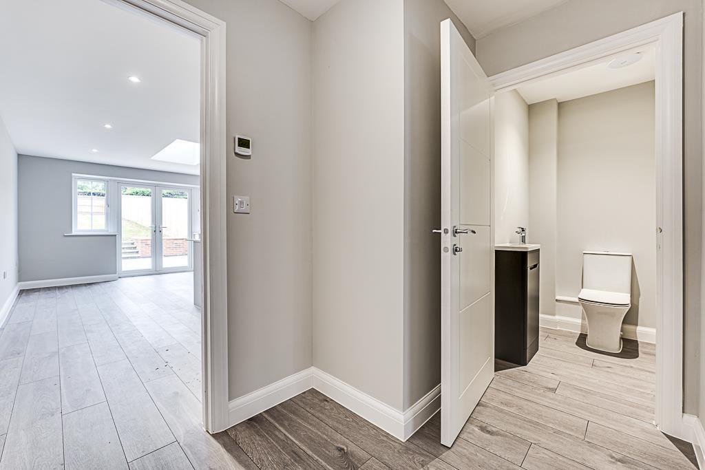 House in Kettering, Brambleside - View 2