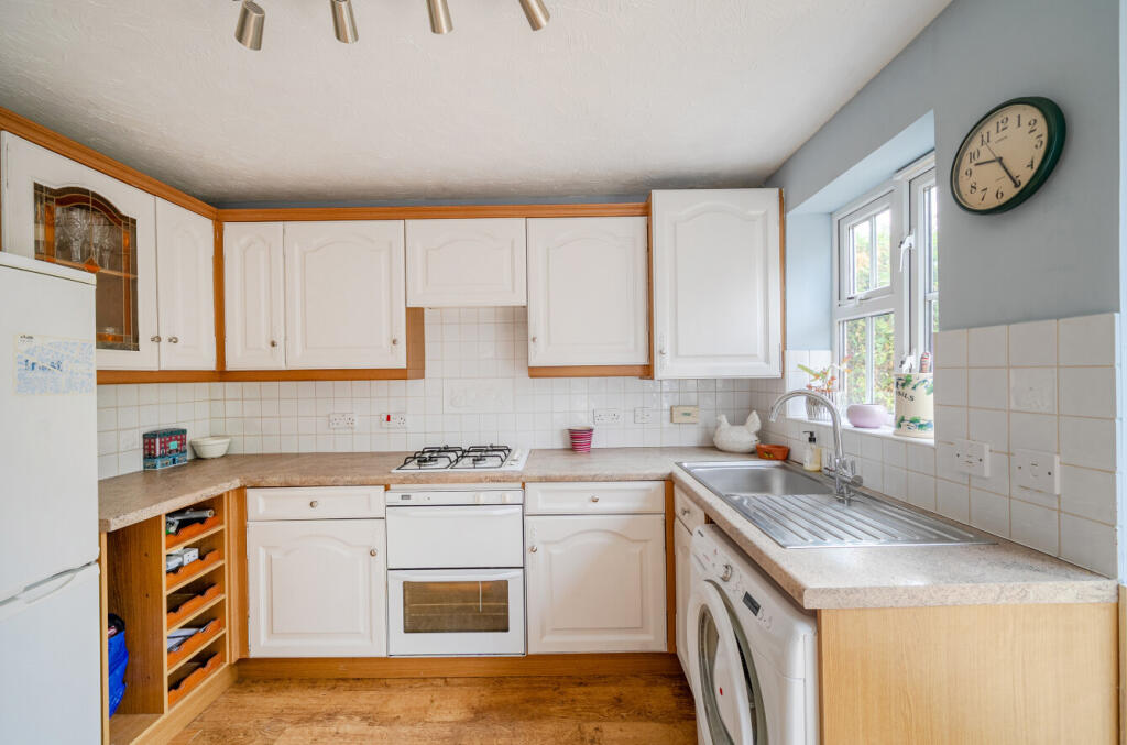 House in Vale of White Horse, Great Faringdon - View 4